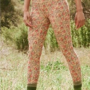 THE GREAT. Floral Print Leggings - Pink and Green. 2XL